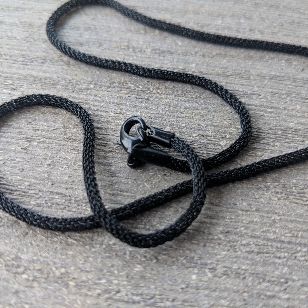 Black cord chain